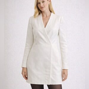 BCBG MAX AZRIA MAXAZRIA WHITE BLAZER JACKET LONG BUTTON FRONT SMALL RND66C84